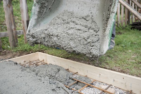 Yard Concrete Pouring in Kirkland